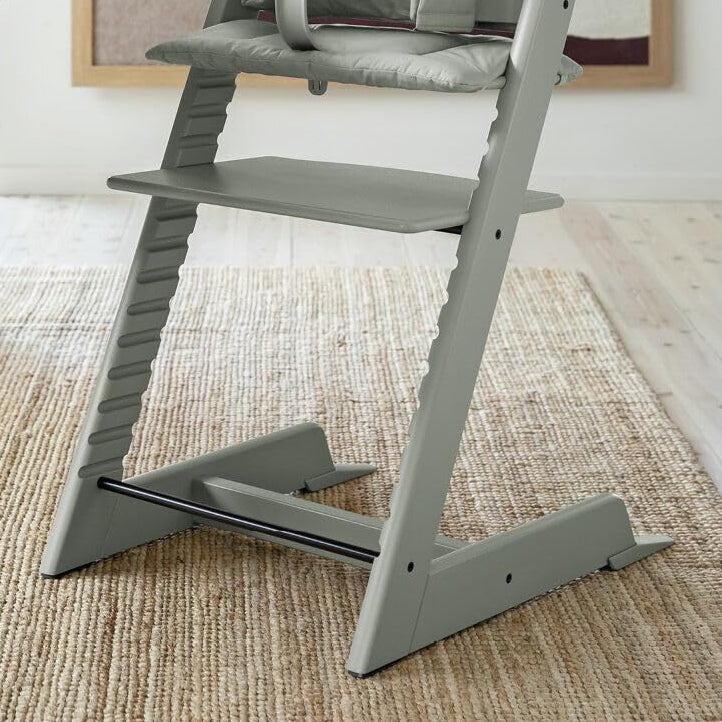 Anti-Tip Feet For All-Ages Kids Seat