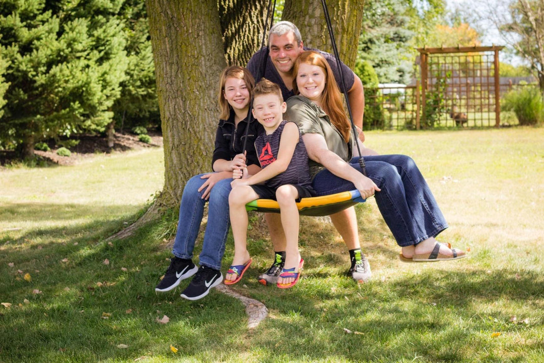 CircleCushion Tree Swing