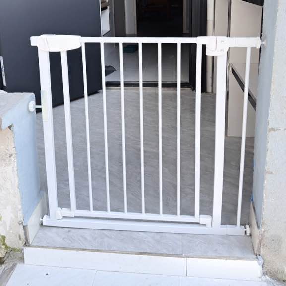Woodgrain Child Safety Barrier