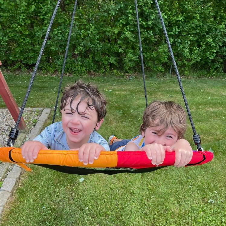 CircleCushion Tree Swing