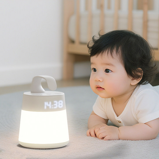 Mountable Feed-Tracker Night Light