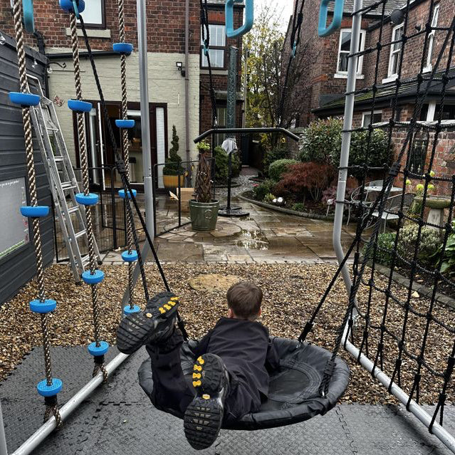 CircleCushion Tree Swing