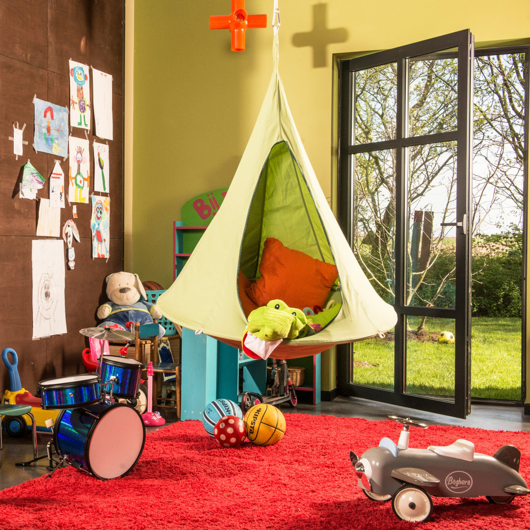 Treehouse Nest Swing